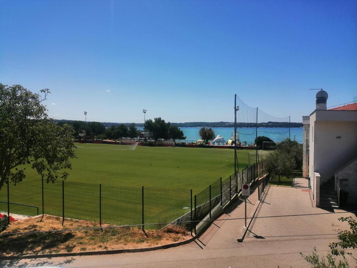 Apartment Vera, 80 M From The Sea Novigrad  Ngoại thất bức ảnh